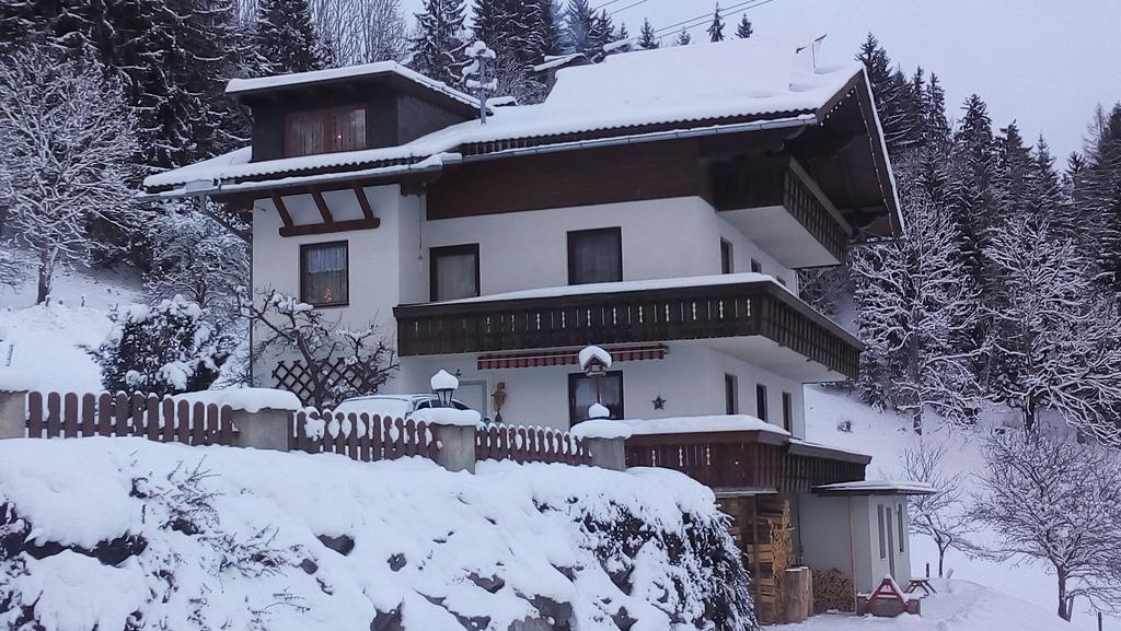 Flatzerhof Apartamento Haus im Ennstal Exterior foto